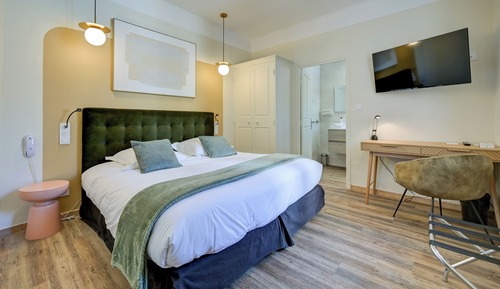 Classic Double Room
