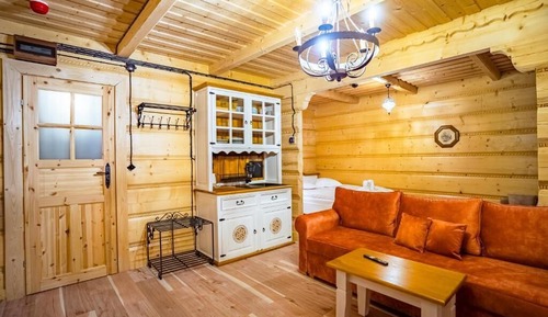 Classic Studio Suite, Mountain View