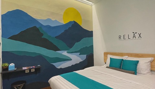Standard Double Room, Shared Bathroom