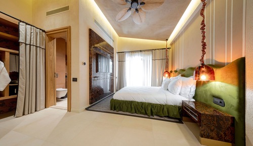 Juliette Room