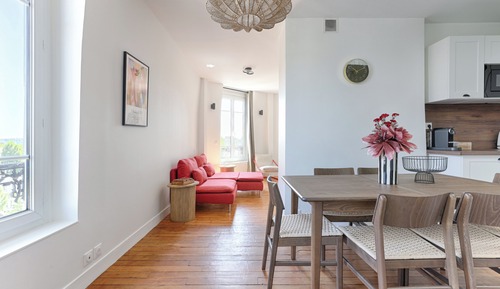 Lys Apartment