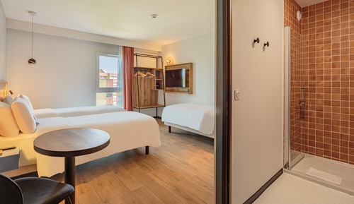 Room, 3 Twin Beds