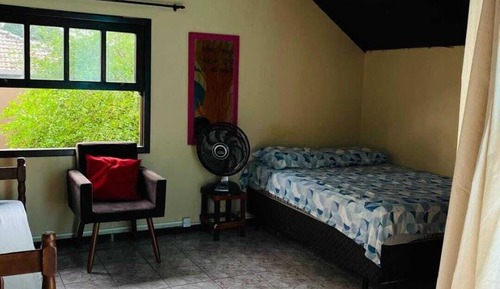 Basic Triple Room, City View