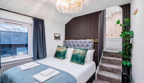 Deluxe Single Room
