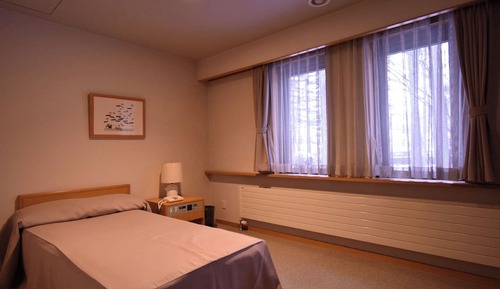 Deluxe Single Room