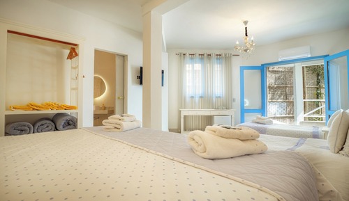 Family Room, Sea View