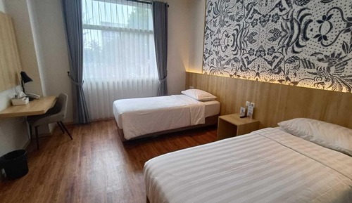 Standard Double or Twin Room, City View