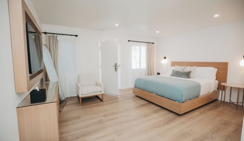 Superior Bungalow, 1 King Bed