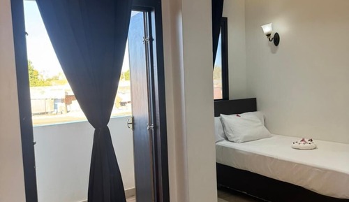 Standard Single Room, 1 King Bed