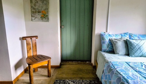Family Apartment, 3 Bedrooms, Terrace, Mountain View