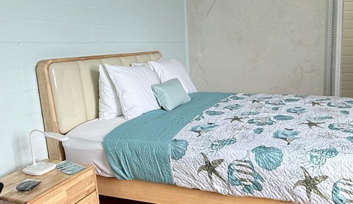Standard Room, 1 Queen Bed, Ground Floor