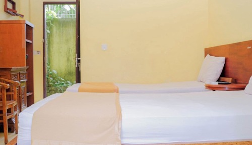 Standard Twin Room, Garden View