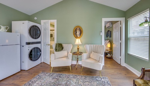 Cottage (1 Bedroom)