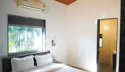 3 Bedroom Villa for 6 People
