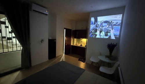 Deluxe Studio