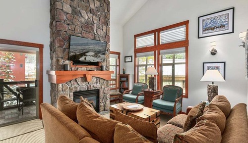 Condo, 2 Bedrooms