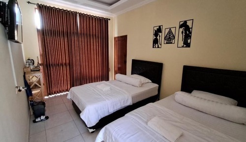 Superior Twin Room