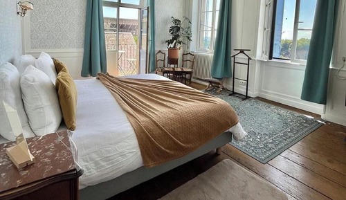 Deluxe Double Room, City View