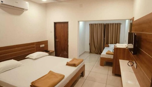Comfort Triple Room