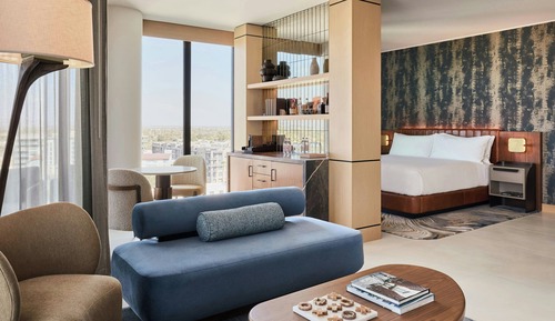 Standard Studio Suite, 1 King Bed, Balcony
