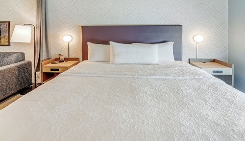 Studio Suite, 1 King Bed