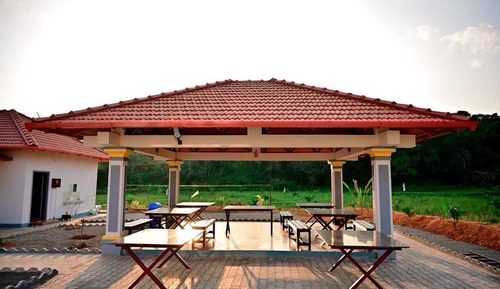 Economy Tent, City View