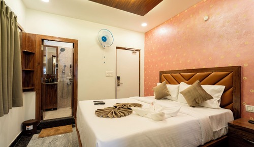 Family Apartment, City View