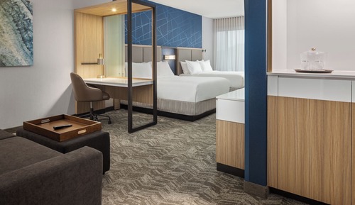 Suite, Multiple Beds (Mobility Accessible, Tub)