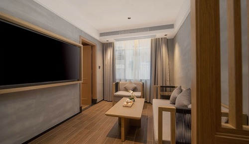 Executive Studio Suite