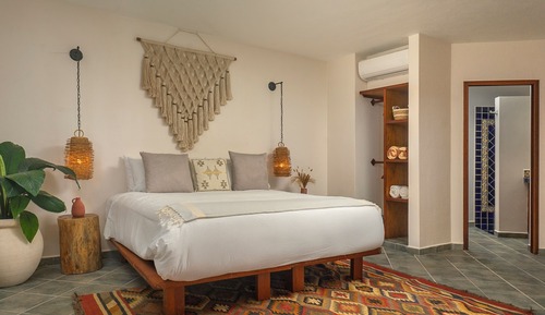 Premium Studio, 1 Bedroom, Private Pool, Beachfront