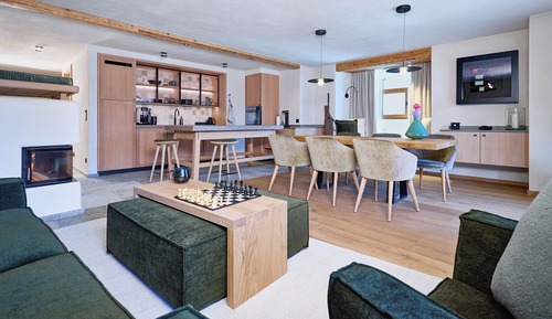 Lakeview Chalet