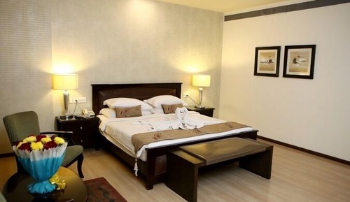 Deluxe Double Room, Balcony, Garden View