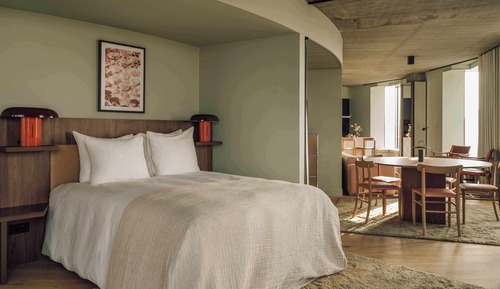 Penthouse Suite