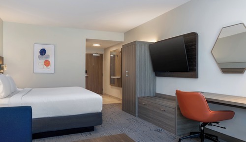 Suite, Multiple Beds, Mobility Accessible (Communication Accessible)