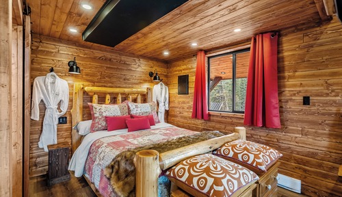 Luxury Cabin