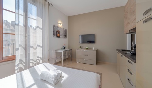 Classic Room, River View