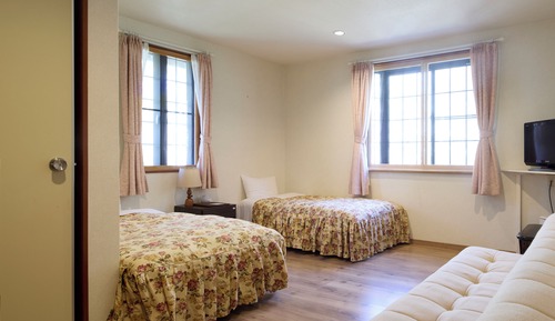 Basic Twin Room, Mountain View