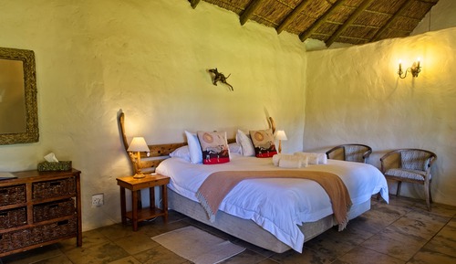 Room (Garden Hut)