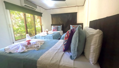 Economy Triple Room