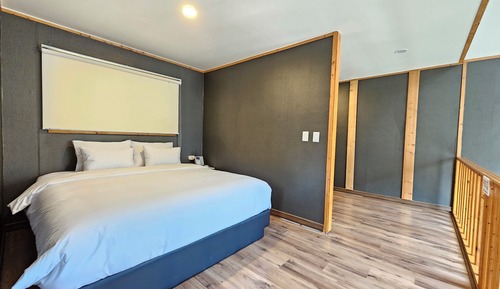 Classic Twin Room