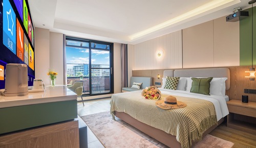 Classic Single Room, City View