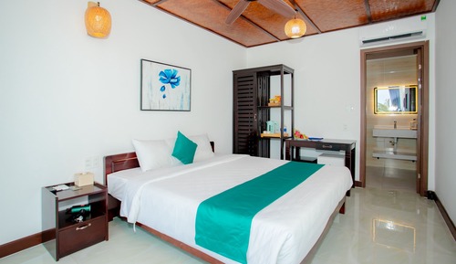 Premier Ocean View King Room