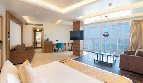 Tulip Suite
