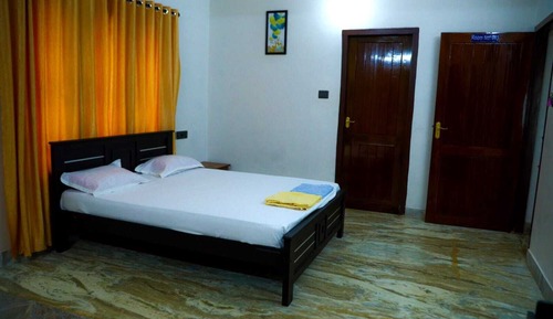 Family Double Room, Pool View