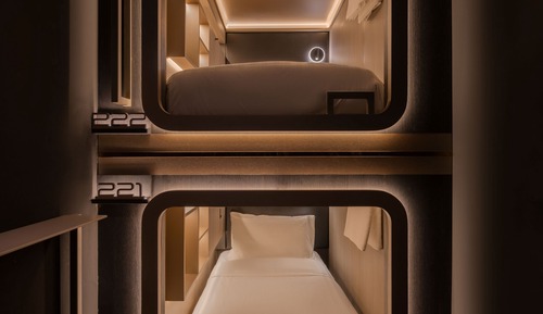 Private Room with 2 Single Capsules