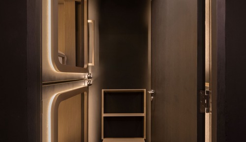 Female Private Room 4 Single Capsules