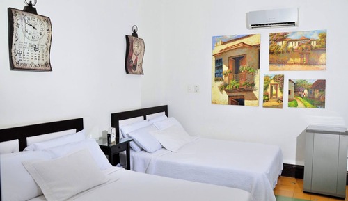 Standard Twin Room