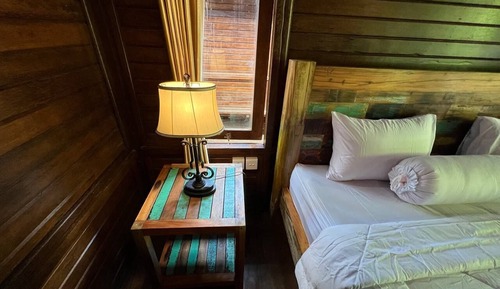 Basic Double Room, Pool View
