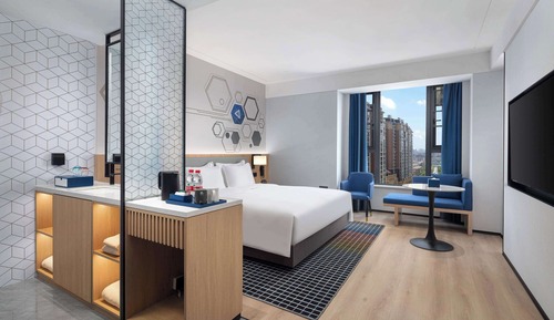Business Room, 1 King Bed, Non Smoking