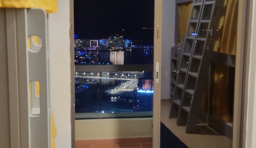 Comfort Shared Dormitory, Sea View